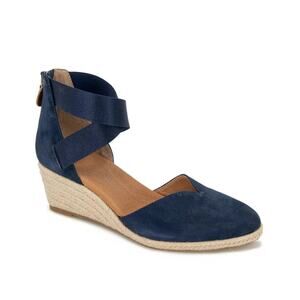 Gentle Souls Women's Shoes Orya Wedge, Black Size 7.5M